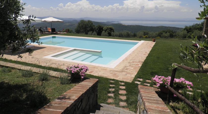Agriturismo La Bicocca - Apt. "Il Leccio" Castel Rigone Habitación foto